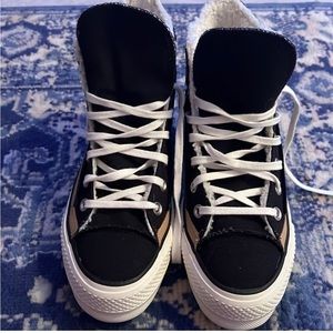 Chuck Taylor Allstar lift platform Size 7!